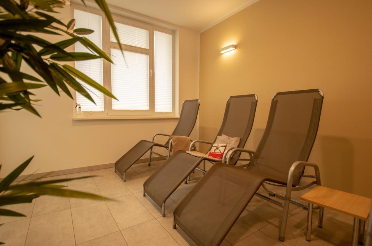 Albert-Inn-Glowe - Barrierefrei & 3 Schlafzimmer & Coworking & Strandkorb-Saisonal & Sauna Im Haus & Fahrraeder Eksteriør bilde