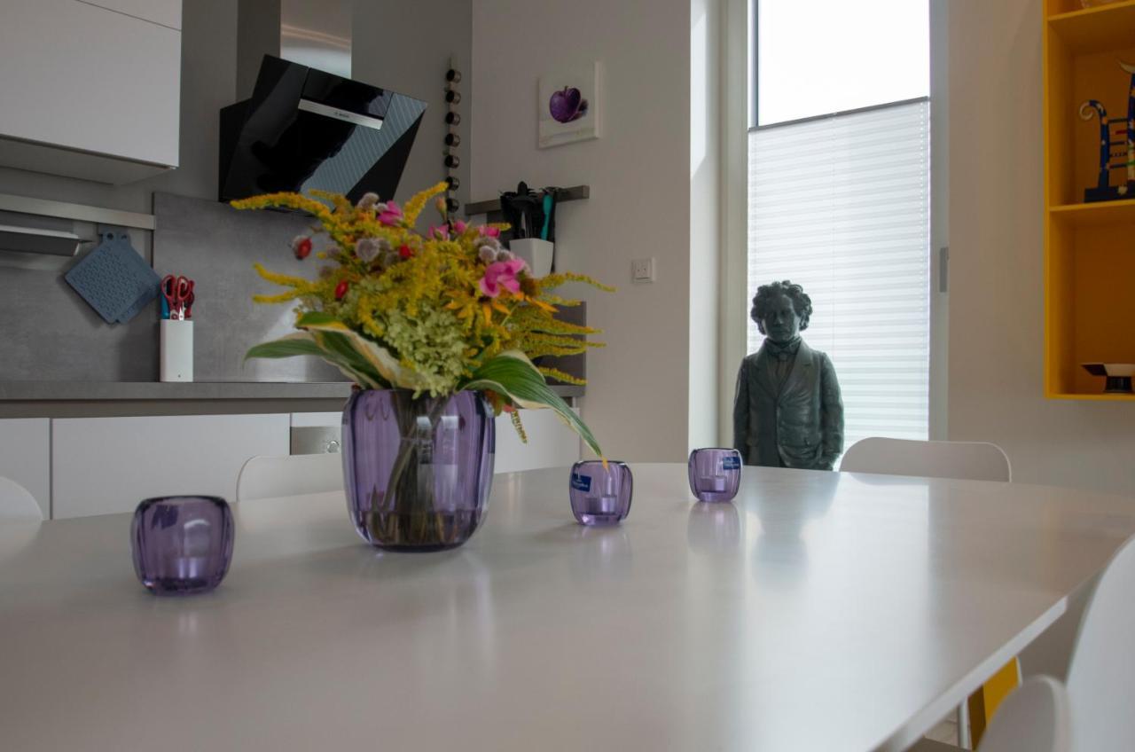 Albert-Inn-Glowe - Barrierefrei & 3 Schlafzimmer & Coworking & Strandkorb-Saisonal & Sauna Im Haus & Fahrraeder Eksteriør bilde