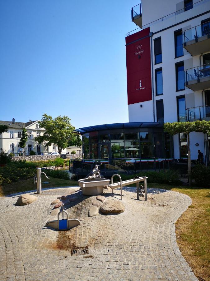Albert-Inn-Glowe - Barrierefrei & 3 Schlafzimmer & Coworking & Strandkorb-Saisonal & Sauna Im Haus & Fahrraeder Eksteriør bilde